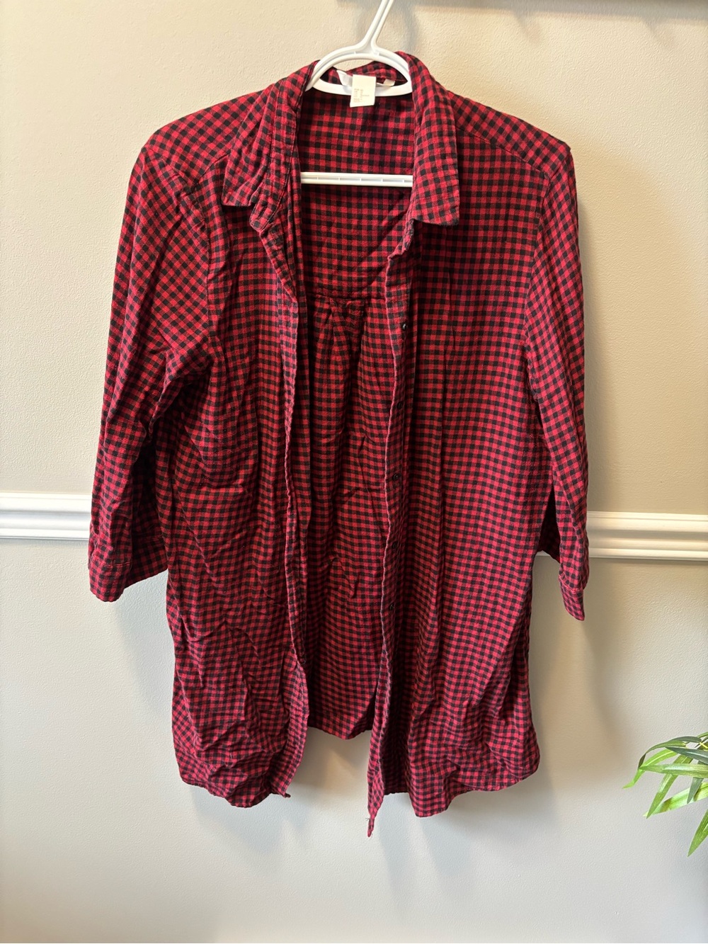 H&M Red and Black Checkered Open Front Shirt Dress